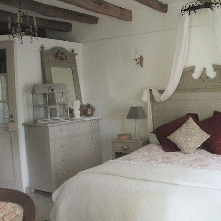 Bed and Breakfast Ferme Saint Joseph Le Fousseret Pokój zdjęcie